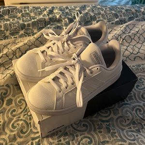 Adidas Grand Court Shoe